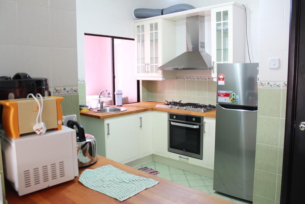 Appartement avec 3 chambre Kota Kinabalu Extérieur photo